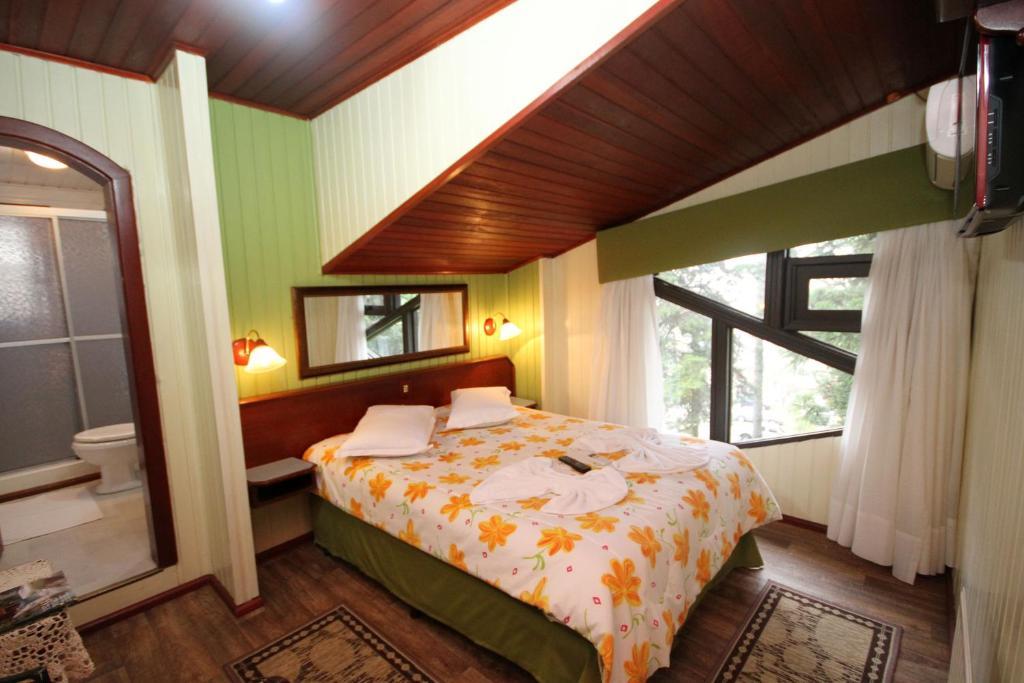 Quarto Duplo Standard